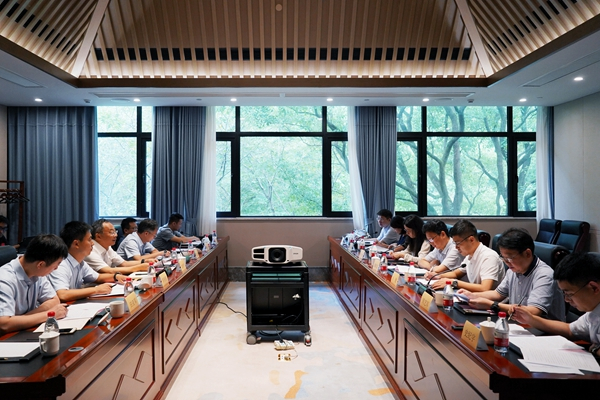 2023.08.04 新闻照片-中电联赴bwin必赢电力调研走访 方卉摄.jpg